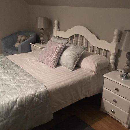 Shashas Apartment Gleanndobhar Glencolumbkille Εξωτερικό φωτογραφία